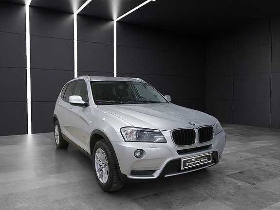BMW X3 3 of 9
