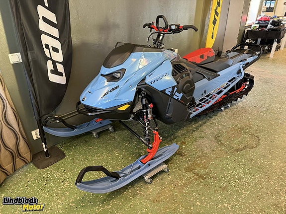 Ski-Doo Freeride STD 146" 850 E-TEC 146" -26 m. kylare