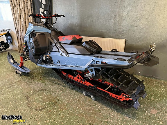 Ski-Doo Freeride STD 146" 850 E-TEC 146" -26 m. kylare 3 of 5