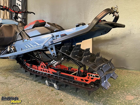 Ski-Doo Freeride STD 146" 850 E-TEC 146" -26 m. kylare 4 of 5