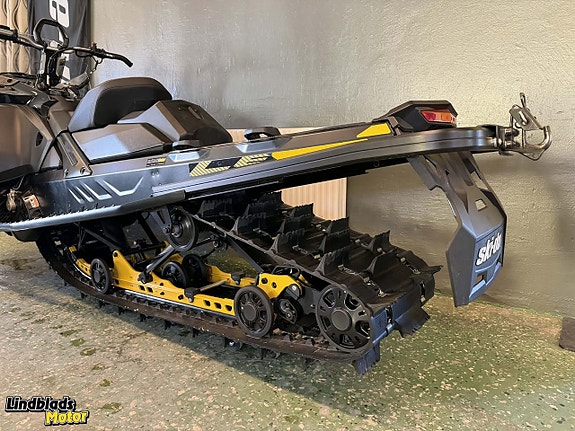 Ski-Doo Tundra LE  154" 600 EFI -25 m. 51mm matta 4 of 5