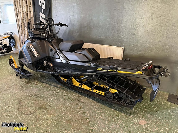 Ski-Doo Tundra LE  154" 600 EFI -25 m. 51mm matta 3 of 5