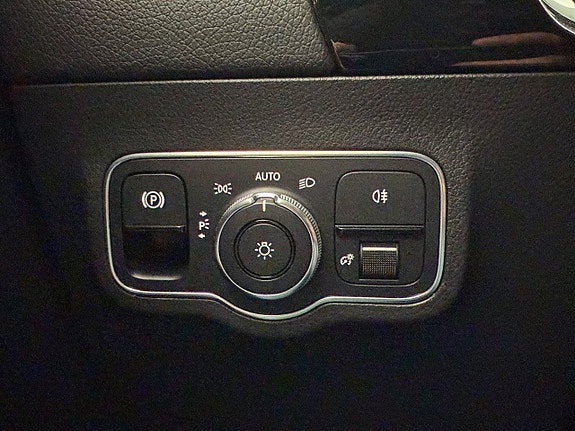Mercedes-Benz EQA250 18 of 30