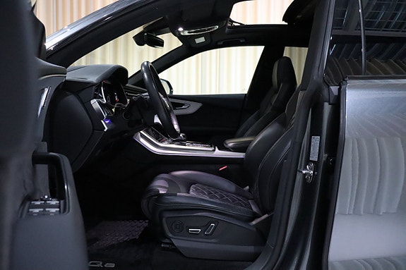 Audi Q8 15 of 27