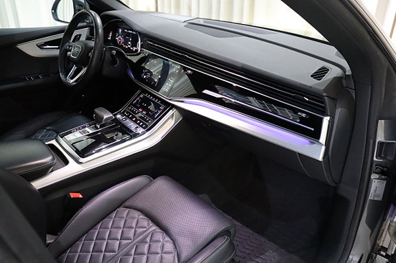 Audi Q8 26 of 27