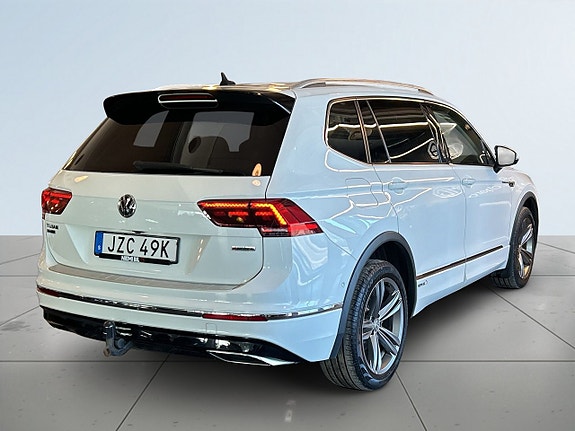 Volkswagen Tiguan Allspace 6 of 21
