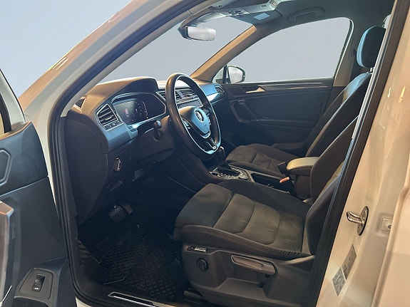 Volkswagen Tiguan Allspace 7 of 21