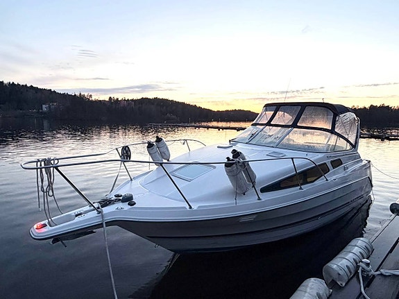 Bayliner 2855 Ciera Sunbridge -99 | Mercruiser 7.4 MPI