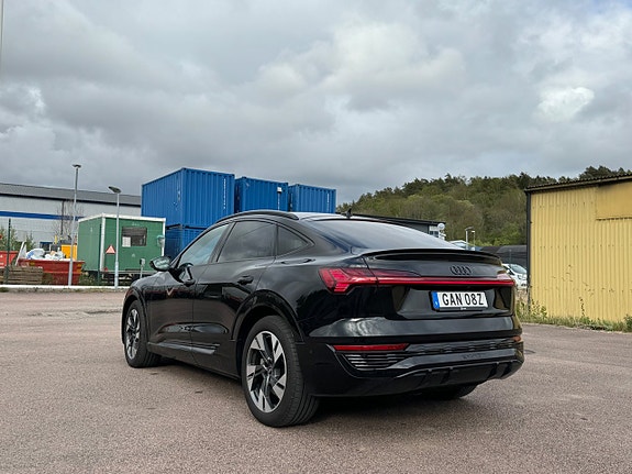 Audi Q8 5 of 23