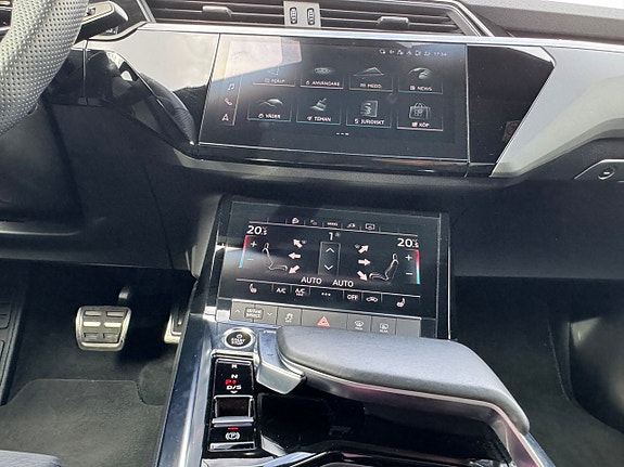 Audi Q8 18 of 23