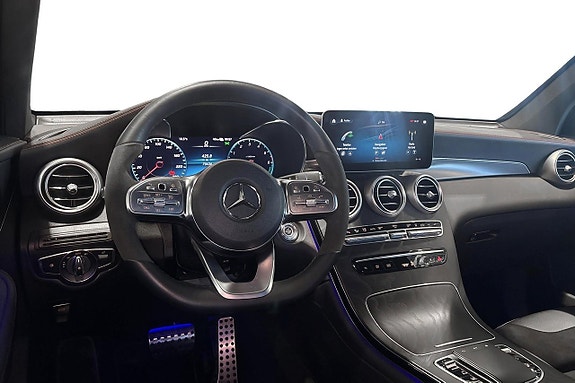 Mercedes-Benz GLC300 de 8 of 12