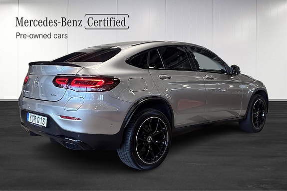 Mercedes-Benz GLC300 de 4 of 5