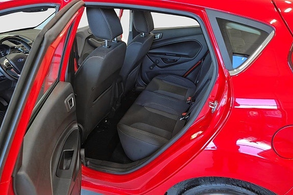 Ford Fiesta 8 of 11