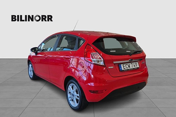 Ford Fiesta 2 of 5