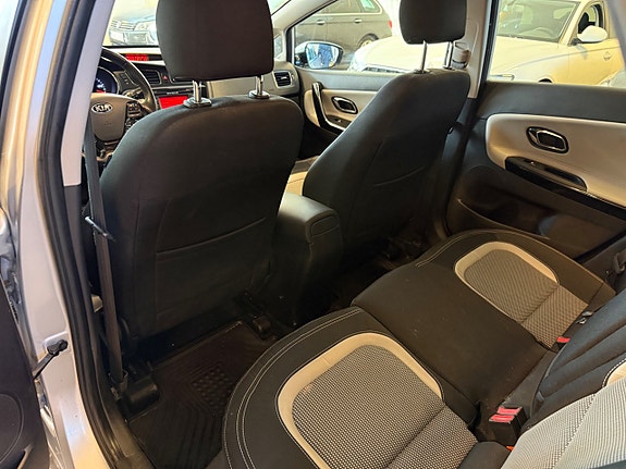 Kia Ceed 6 of 13
