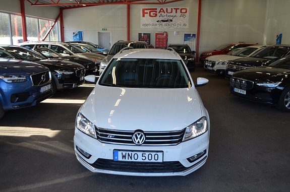 Volkswagen Passat 13 of 27