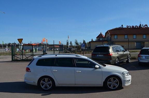 Volkswagen Passat 8 of 27