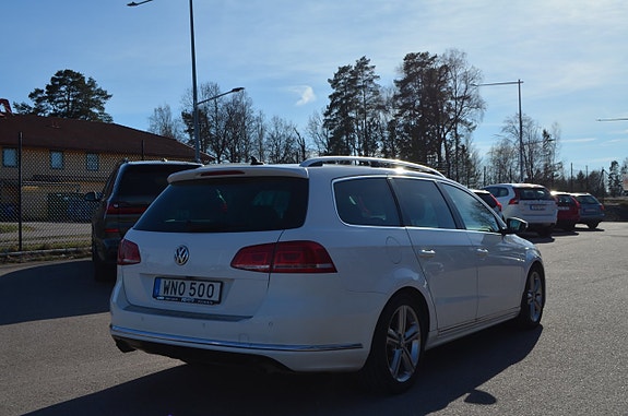 Volkswagen Passat 7 of 27