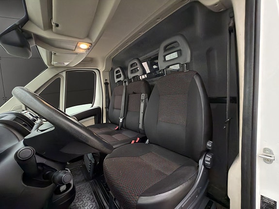 Peugeot Boxer 15 of 30