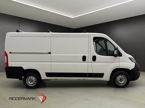 Peugeot Boxer 2 of 5