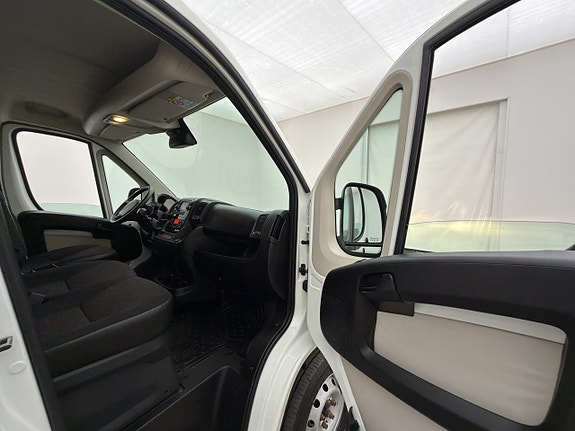 Peugeot Boxer 28 of 30