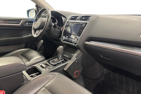 Subaru Outback 10 of 25