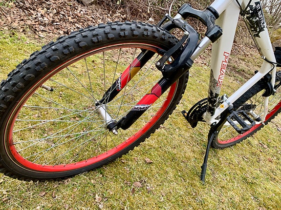 Product image 8 of 9