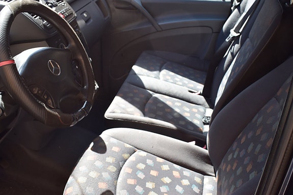 Mercedes-Benz Vito 115 4 of 5