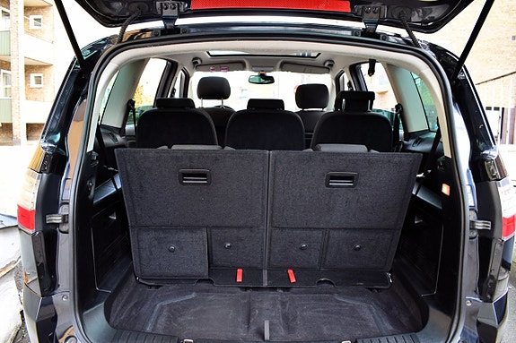 Ford S-MAX 5 of 5