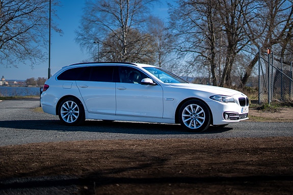 BMW 520d 4 of 5