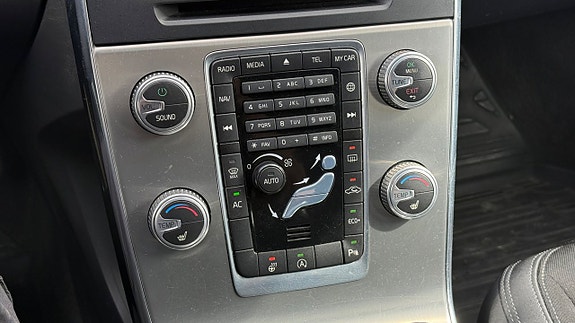 Volvo V60 21 of 30