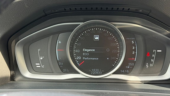 Volvo V60 17 of 30