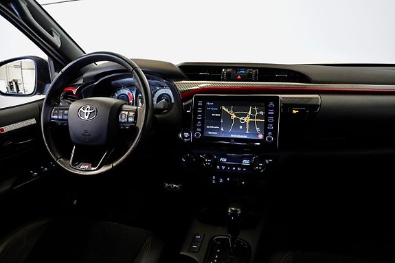 Toyota HiLux 15 of 20