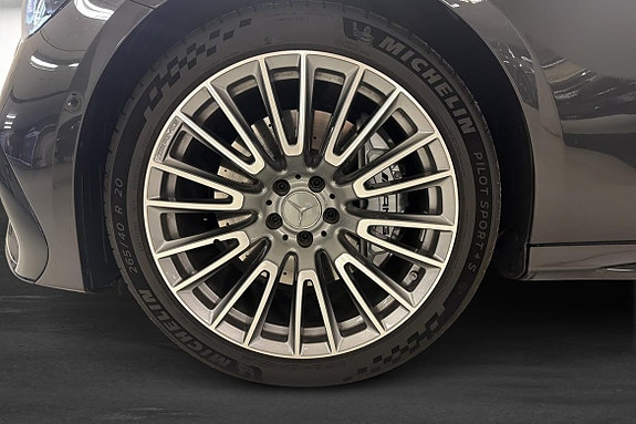 Mercedes-Benz E53 12 of 26