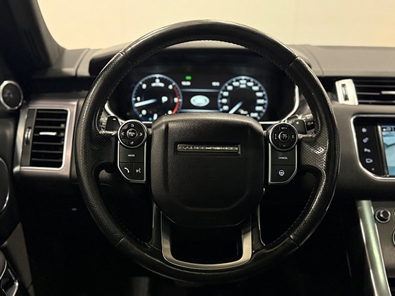 Land Rover Range Rover Sport 23 of 27