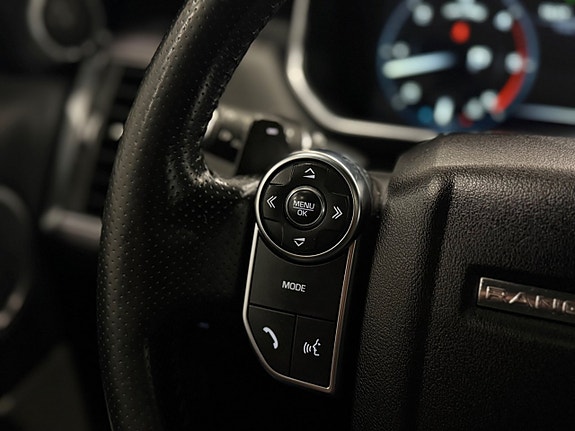 Land Rover Range Rover Sport 24 of 27