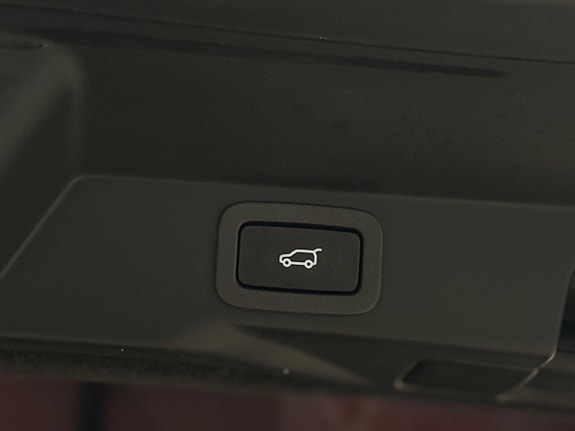 Land Rover Range Rover Sport 22 of 27