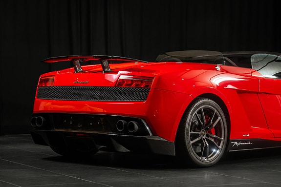 Lamborghini Gallardo 12 of 28