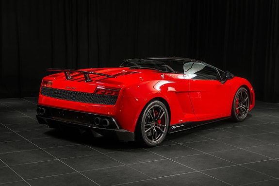 Lamborghini Gallardo 3 of 5
