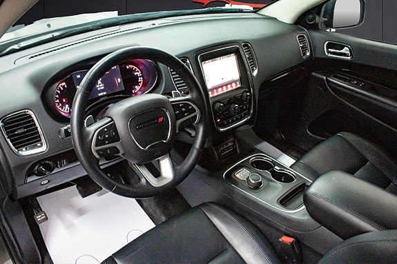 Dodge Durango 8 of 16