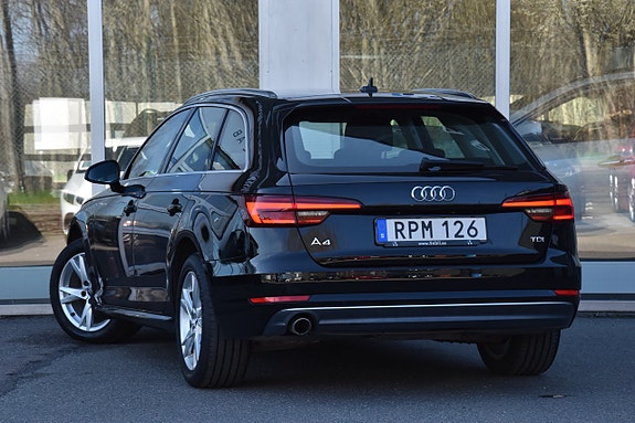 Audi A4 5 of 5