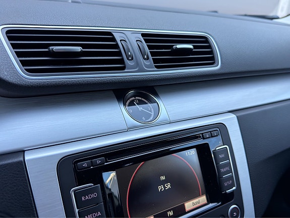 Volkswagen CC 14 of 27