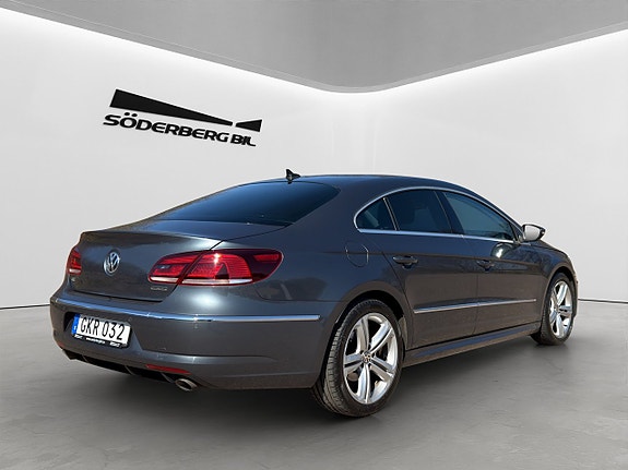 Volkswagen CC 22 of 27