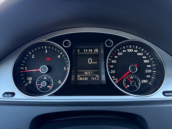 Volkswagen CC 10 of 27