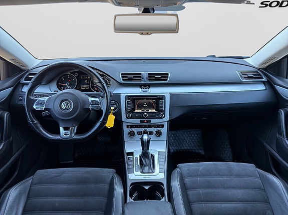 Volkswagen CC 8 of 27