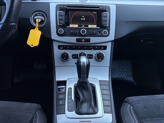 Volkswagen CC 11 of 27