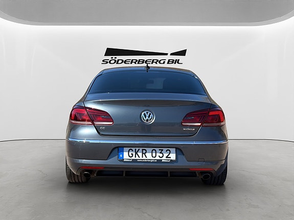 Volkswagen CC 20 of 27