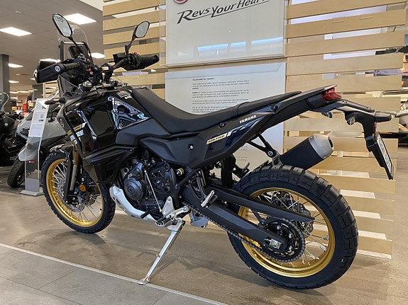 Yamaha Tenere 700 World Raid MIDNIGHT BLACK 8 of 9