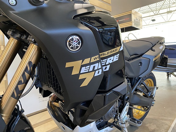 Yamaha Tenere 700 World Raid MIDNIGHT BLACK 9 of 9