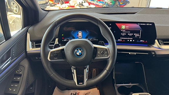 BMW 225e 13 of 17